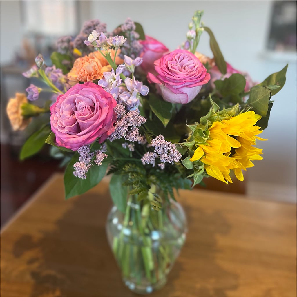 Yellow Brick Road Bouquet – Flowers By Van Brunt, Long Branch NJ