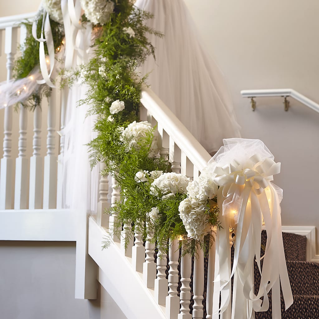 Champagne Dreams Garland – Flowers By Van Brunt, Long Branch NJ