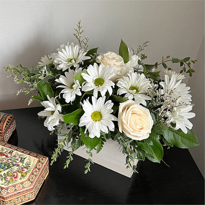 Fresh Linen Box Bouquet –  Flowers By Van Brunt, Long Branch NJ
